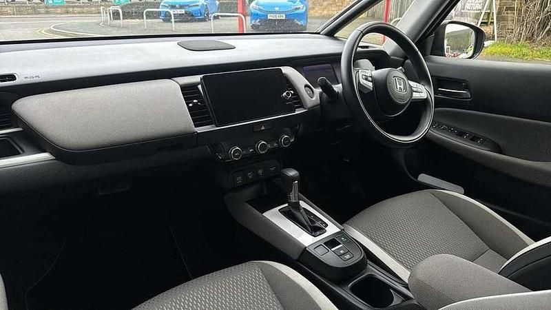 Second-hand Honda Jazz Hybrid 109 CP (80 kW) 2023 Negru Hatchback