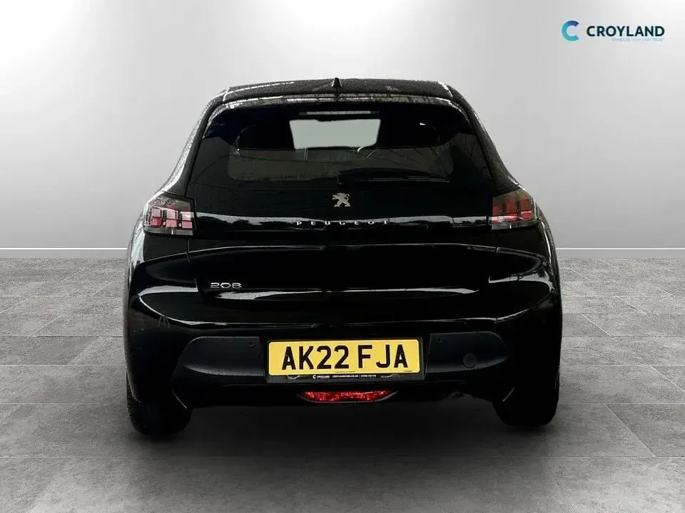 Used Peugeot 208 Active Premium 75 HP (55 kW) 2022 Black Hatchback