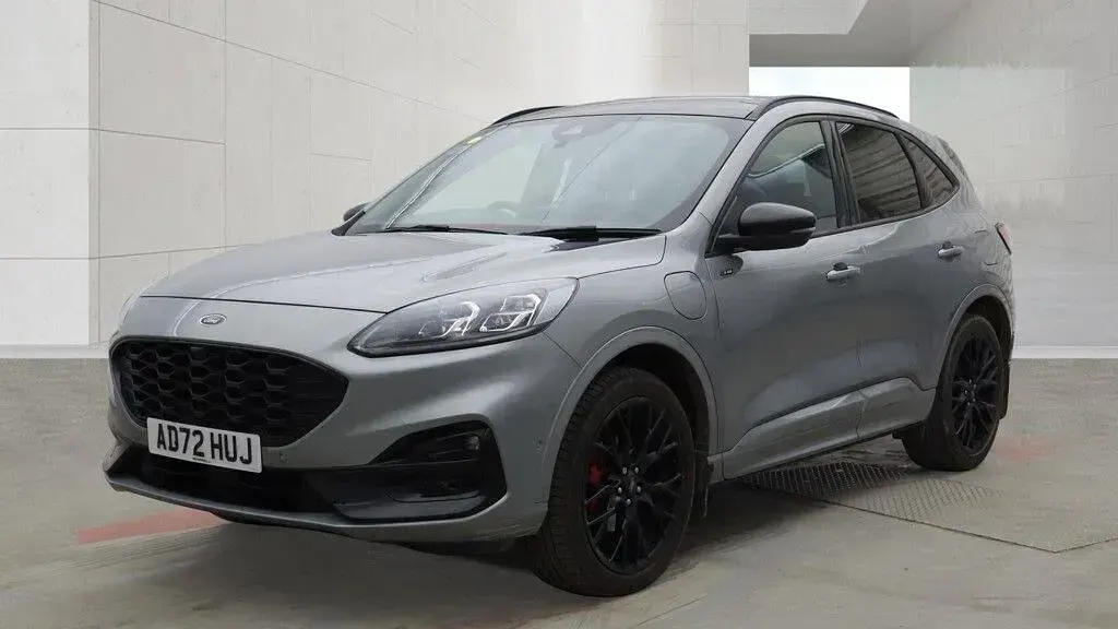 Used Ford Kuga ST-Line X 225 HP (165 kW) 2023 Silver SUV