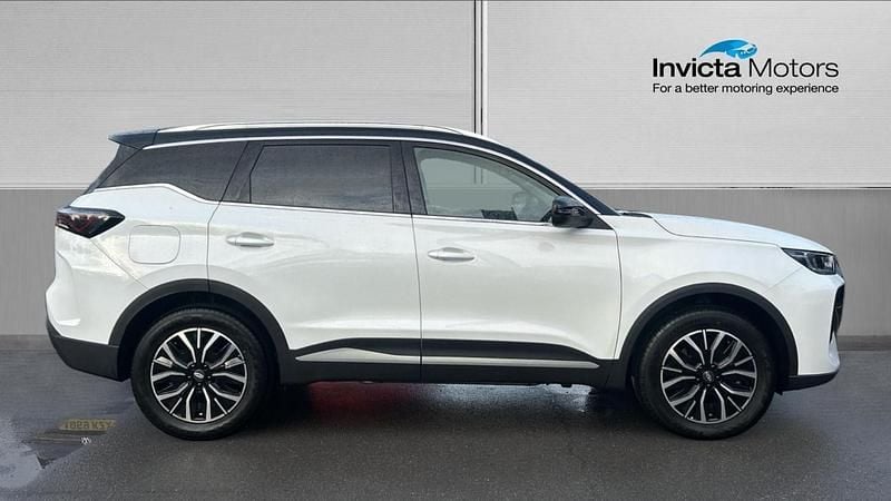 New Chery Tiggo 7 204 HP (150 kW) 2025 Black SUV