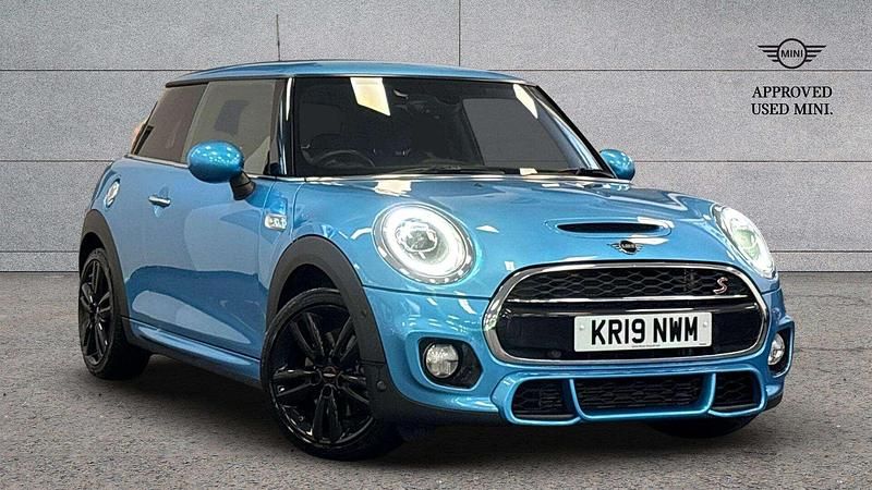 Blue Used 2019 Mini Cooper S Sport Hatchback | £20,490 (A bit pricey) - Image 1/3