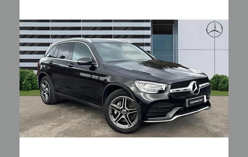 Black Used 2022 Mercedes GLC220 AMG line SUV | £28,916 (Fair price) - Image 1/4