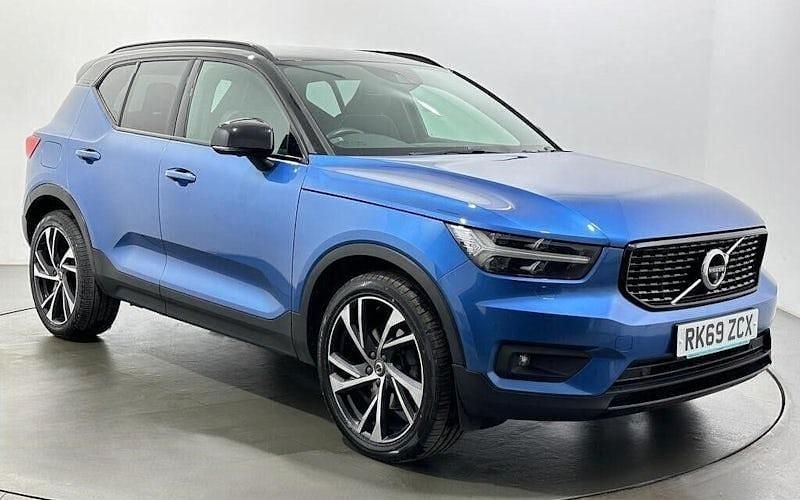 Usado Volvo XC40 R-Design Pro 190 HP (139 kW) 2020 SUV