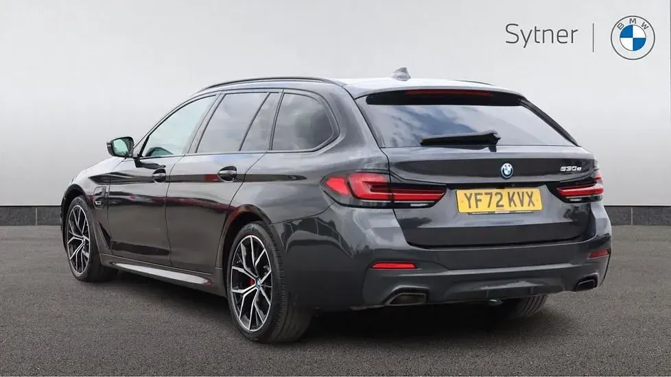 Used BMW 530e M Sport 288 HP (211 kW) 2022 Grey Estate