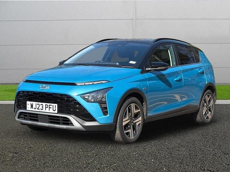 Begagnad Hyundai Bayon 2023 Svart SUV