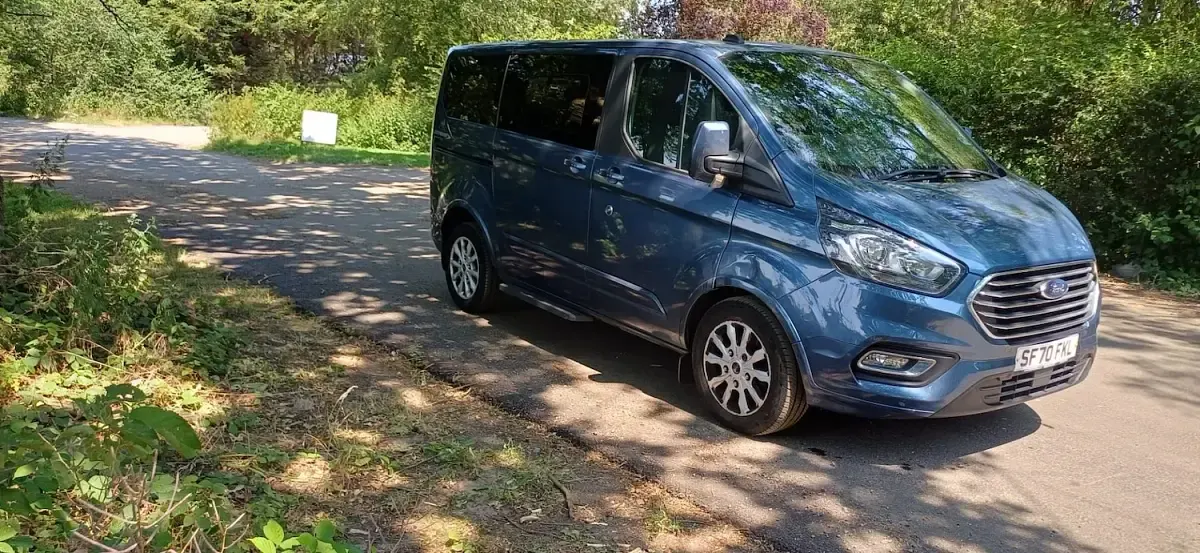 Used Ford Tourneo Titanium 130 HP (95 kW) 2020 Blue MPV