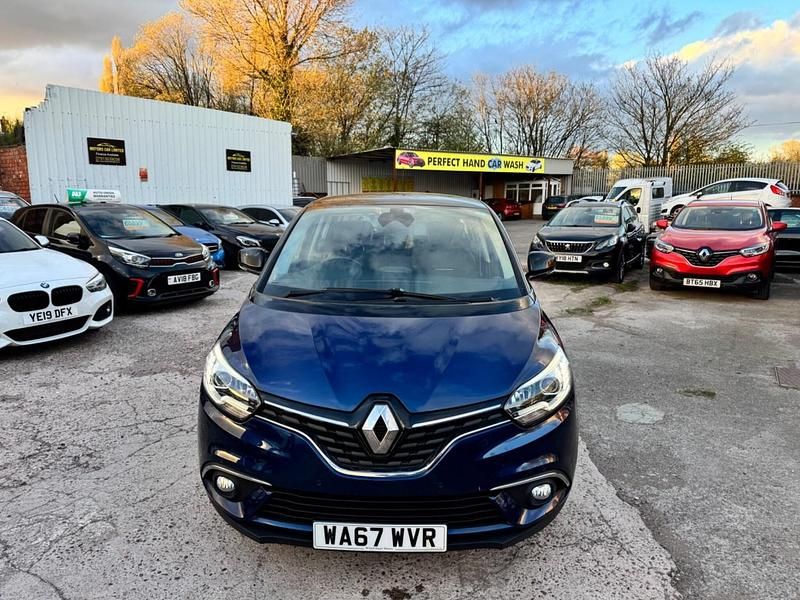 Usado Renault Scénic IV Dynamique 2017 Azul Monovolume