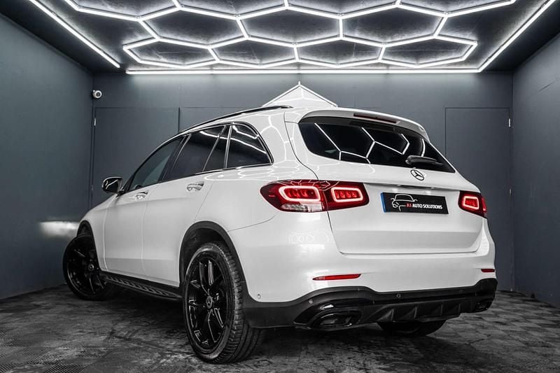 Used Mercedes GLC300 AMG Line Premium 245 HP (180 kW) 2021 White Estate