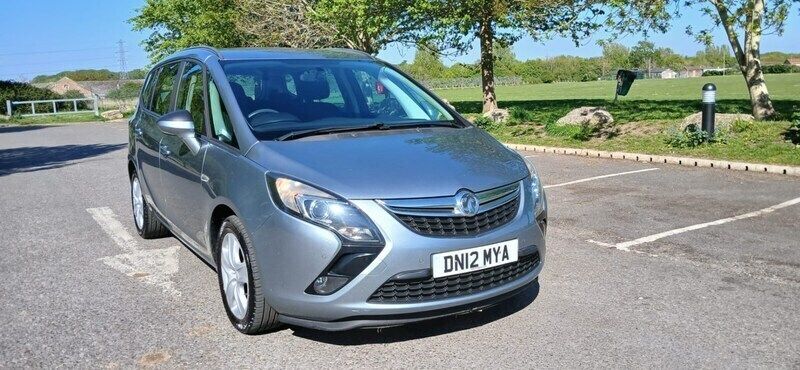 Silver Used 2012 Vauxhall Zafira MPV | £3,695 (Fair price) - Image 1/4