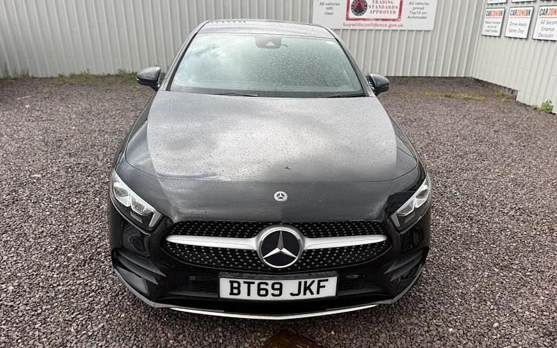 Used Mercedes A180 Executive 136 HP (100 kW) 2020 Black Hatchback