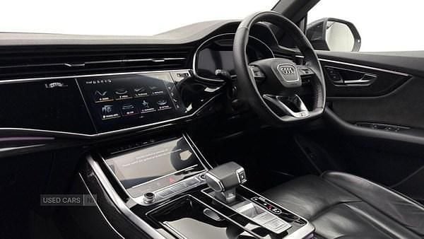 Used Audi Q8 Black Edition 286 HP (210 kW) 2021 Red SUV