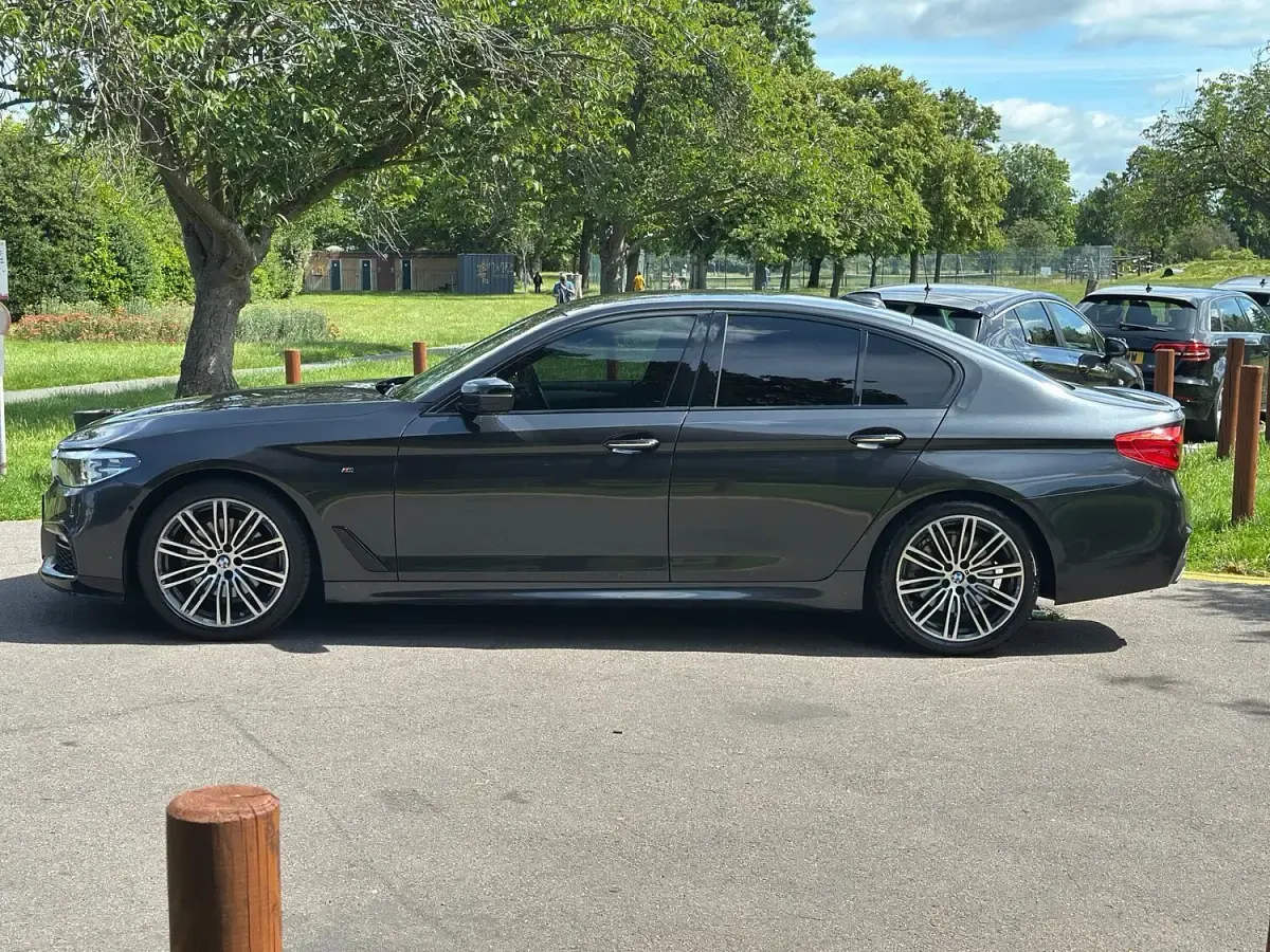 Used BMW 520 M Sport 187 HP (137 kW) 2018 Grey Sedan
