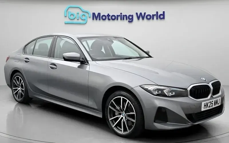 Used BMW 330e Sport Line 292 HP (214 kW) 2025 Sedan