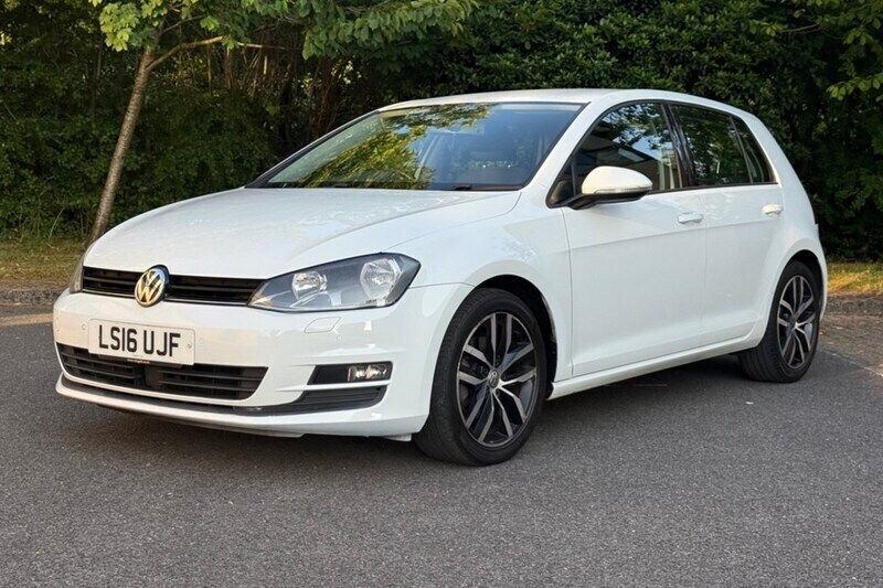 White Used 2016 VW Golf VII Edition Hatchback | £6,995 (Fair price) - Image 1/1