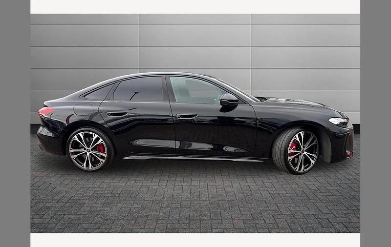 Used Audi S5 Advanced 367 HP (269 kW) 2025 Black Estate