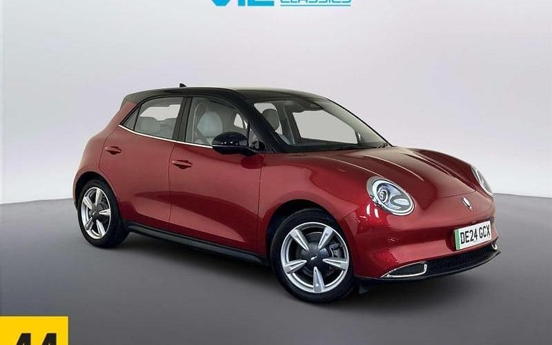 Used Ora 03 Pure+ 125 kW (171 HP) 2024 Red Hatchback