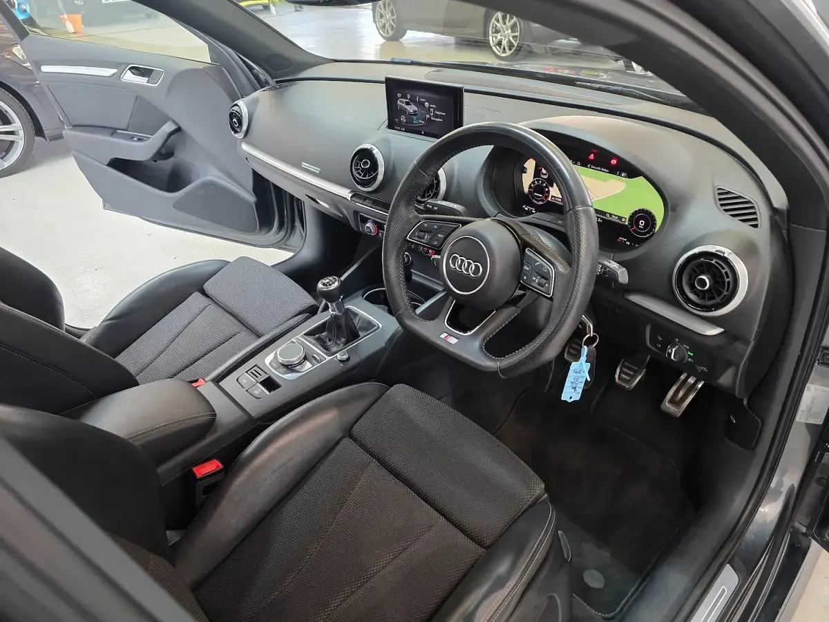 Used Audi A3 Sportback S-Line 150 HP (110 kW) 2019 Grey Hatchback