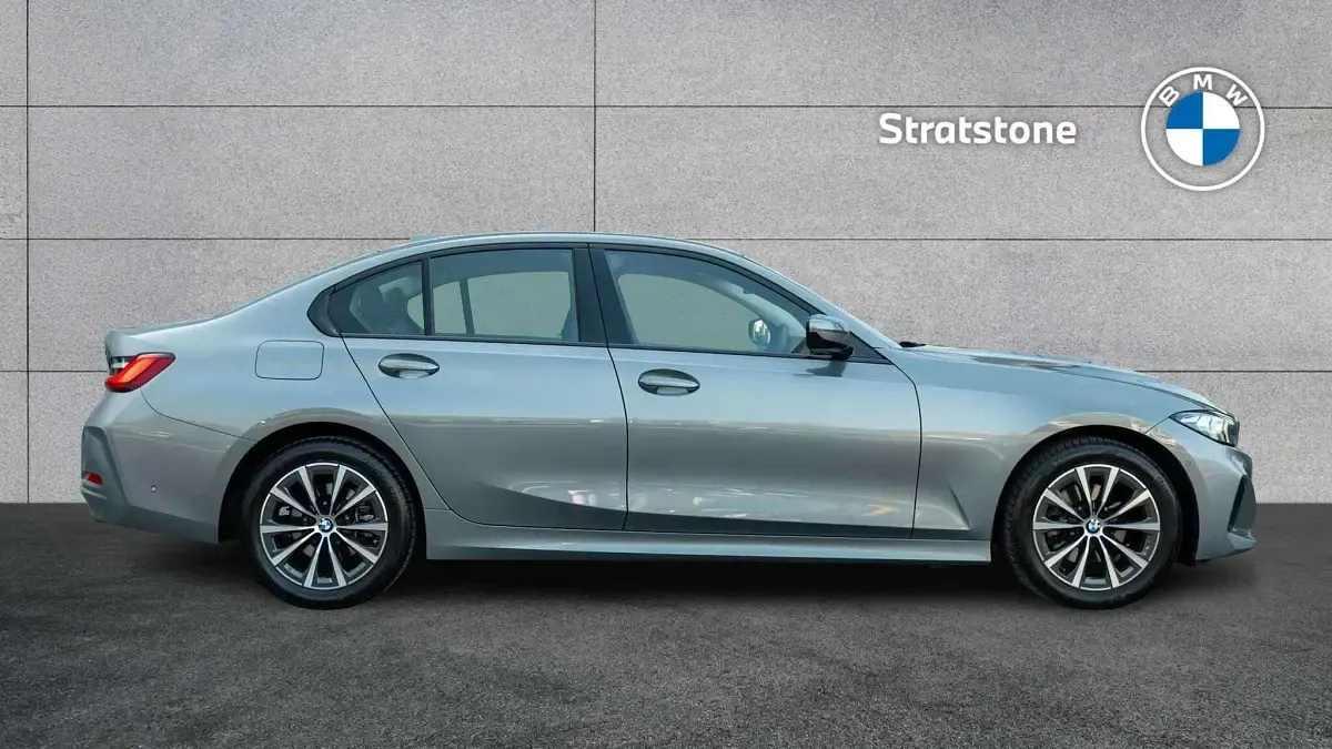 Used BMW 320 Sport Line 181 HP (133 kW) 2023 Grey