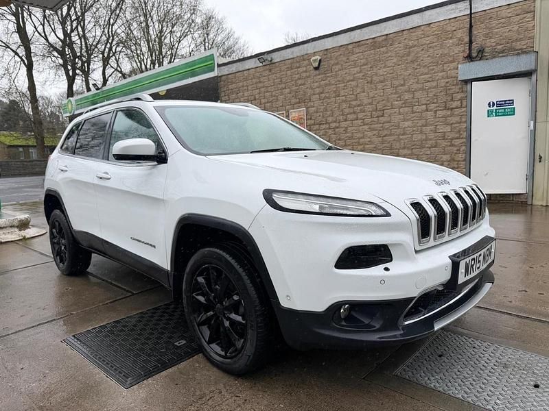 Used Jeep Cherokee Limited 170 HP (125 kW) 2015 White SUV
