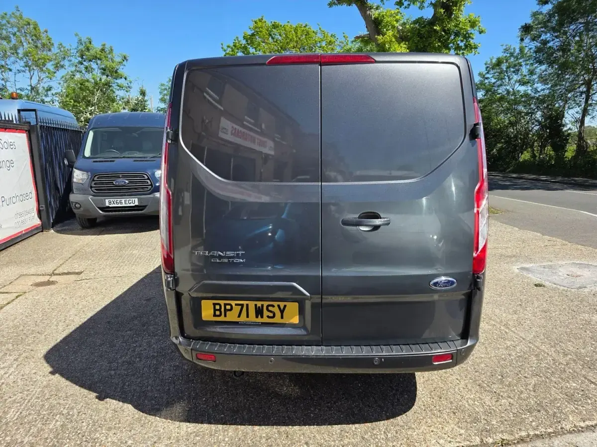 Używany Ford Transit Custom Limited 130 KM (95 kW) 2022 Szary Van