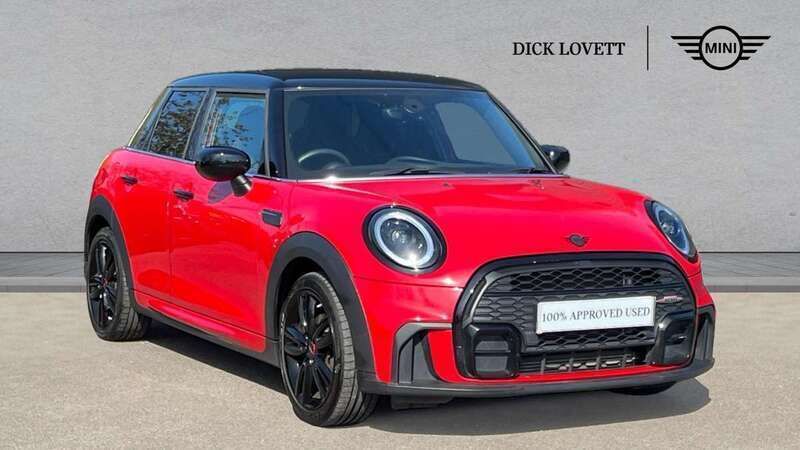 Red Used 2022 Mini Cooper Hatch Hatchback | £17,495 (A bit pricey) - Image 1/4