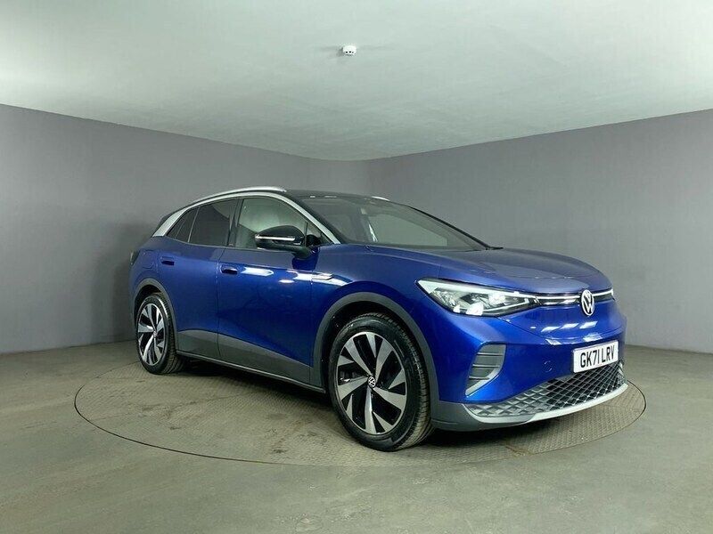 Blue Used 2021 VW ID.4 Pro Performance SUV | £18,399 (Good price) - Image 1/4