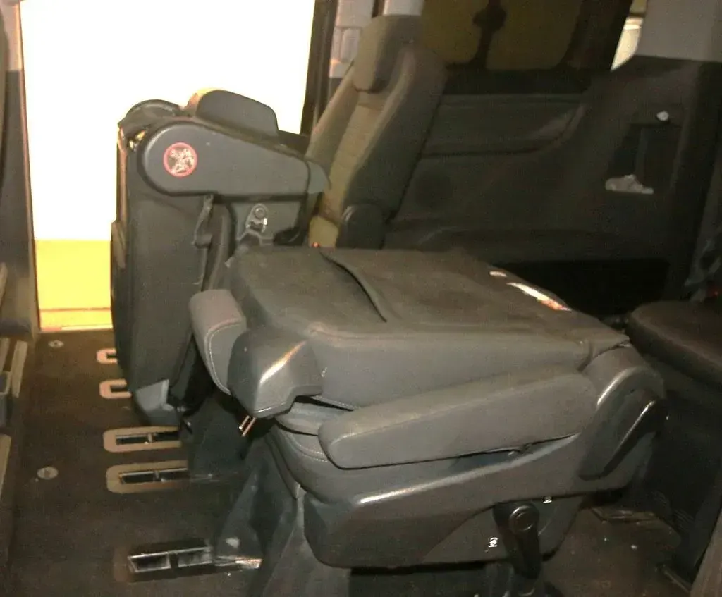 Used Ford Tourneo Titanium 130 HP (95 kW) 2019 Grey MPV
