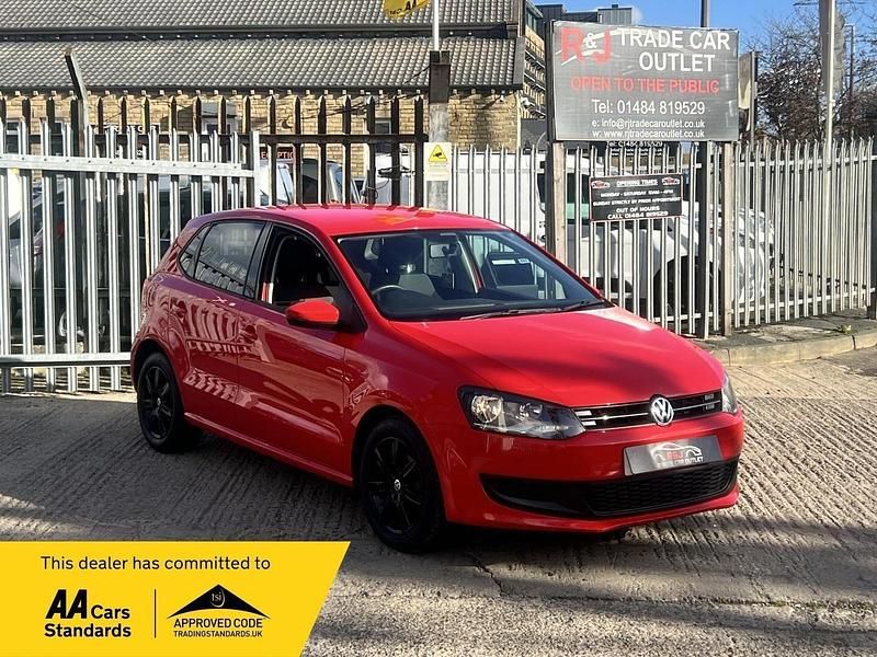 Used VW Polo SE 85 HP (62 kW) 2010 Red Hatchback