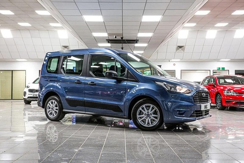 Blue Used 2020 Ford Tourneo Zetec MPV | £13,699 (Super price) - Image 1/4