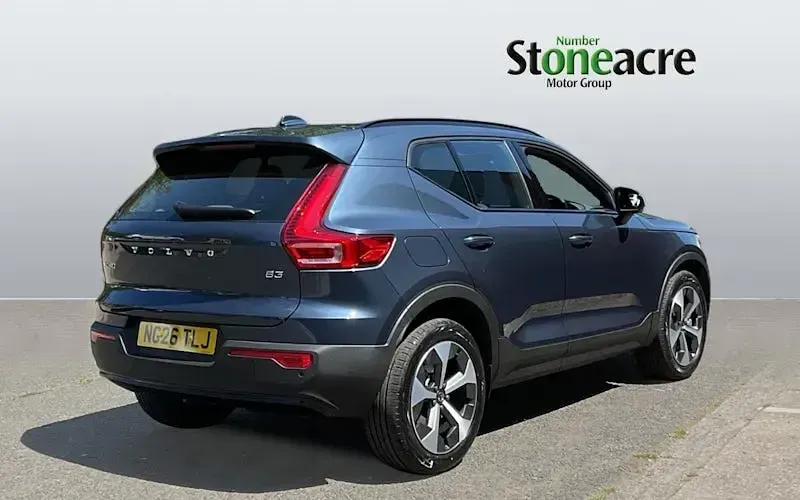New Volvo XC40 Plus 163 HP (119 kW) 2026 White SUV