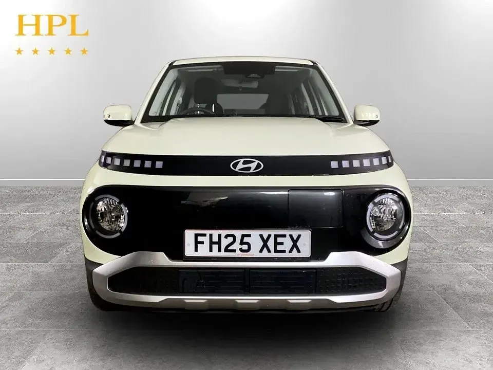 Used Hyundai Inster 85 kW (116 HP) 2025 Cream Hatchback