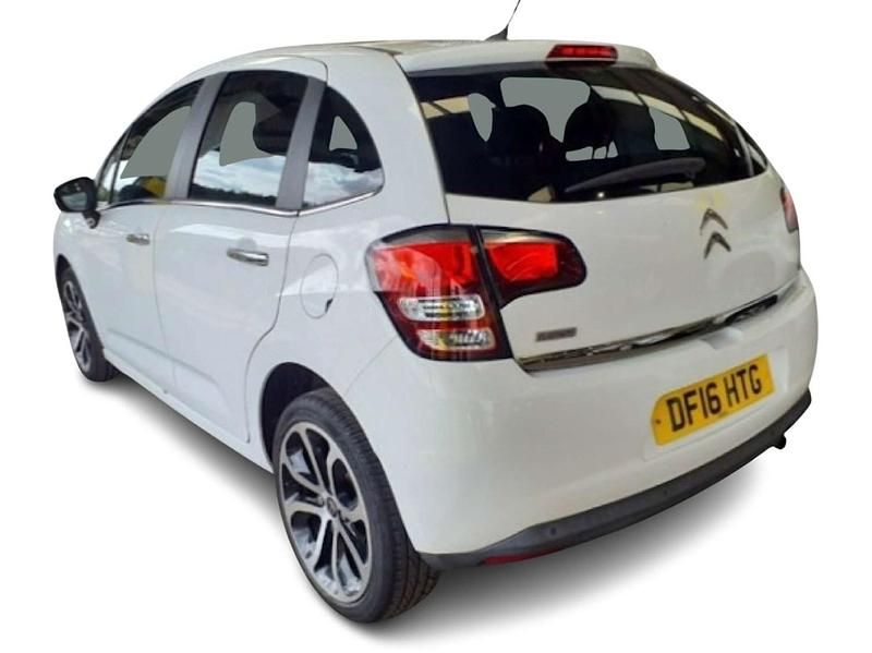 Begagnad Citroën C3 Platinum 2016 Vit Halvkombi