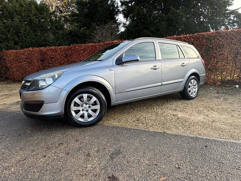 Used Vauxhall Astra Club 2006 Silver Estate