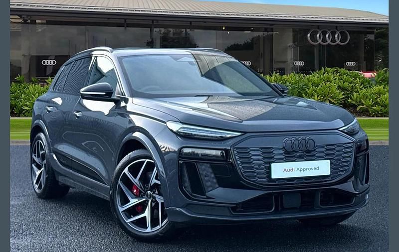 Grey Used 2024 Audi SQ6 e-tron Advanced SUV | £58,700 - Image 1/4