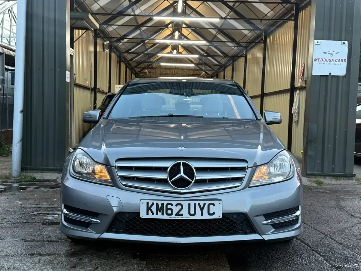 Used Mercedes C180 AMG 156 HP (114 kW) 2012 Silver Sedan
