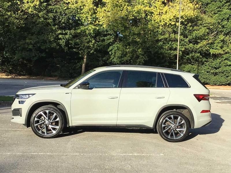 Used Skoda Kodiaq SportLine 150 HP (110 kW) 2022 Grey SUV