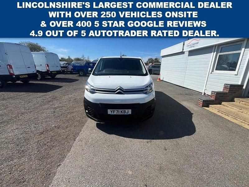 Used Citroën Dispatch 142 HP (104 kW) 2022 White MPV