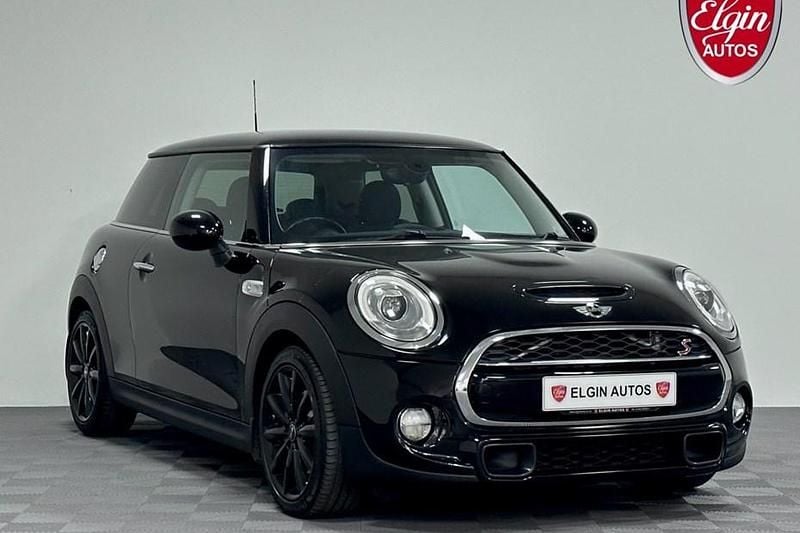 Black Used 2017 Mini Cooper S Chili Hatchback | £10,995 (Fair price) - Image 1/1