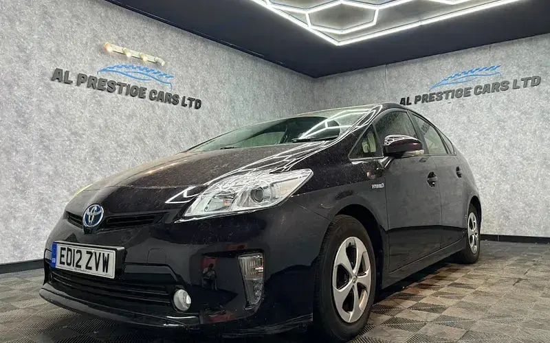Used Toyota Prius T3 136 HP (100 kW) 2012 Hatchback