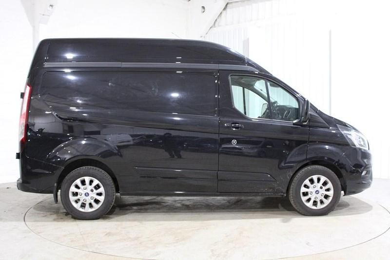 Used Ford Transit Custom Limited 130 HP (95 kW) 2019 Black Van