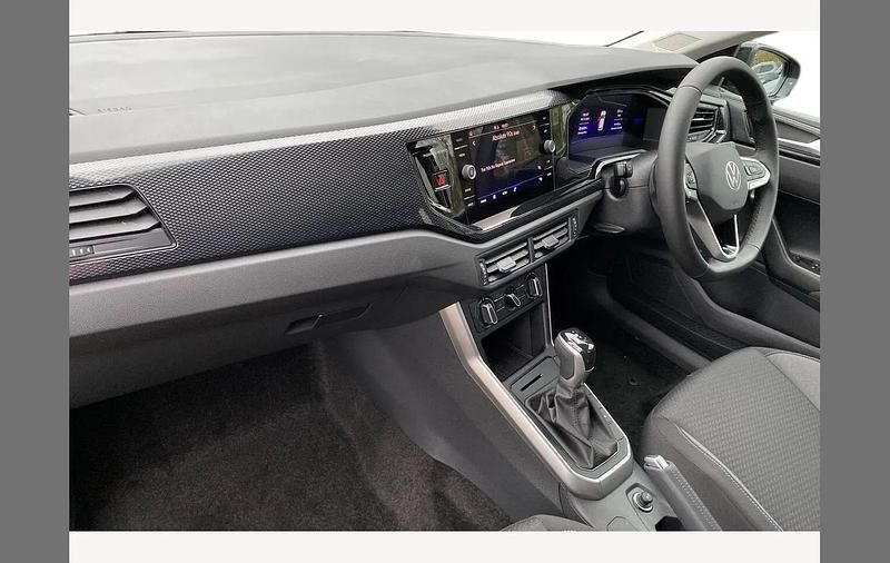 New VW Polo Match 95 HP (69 kW) 2025 Black Hatchback