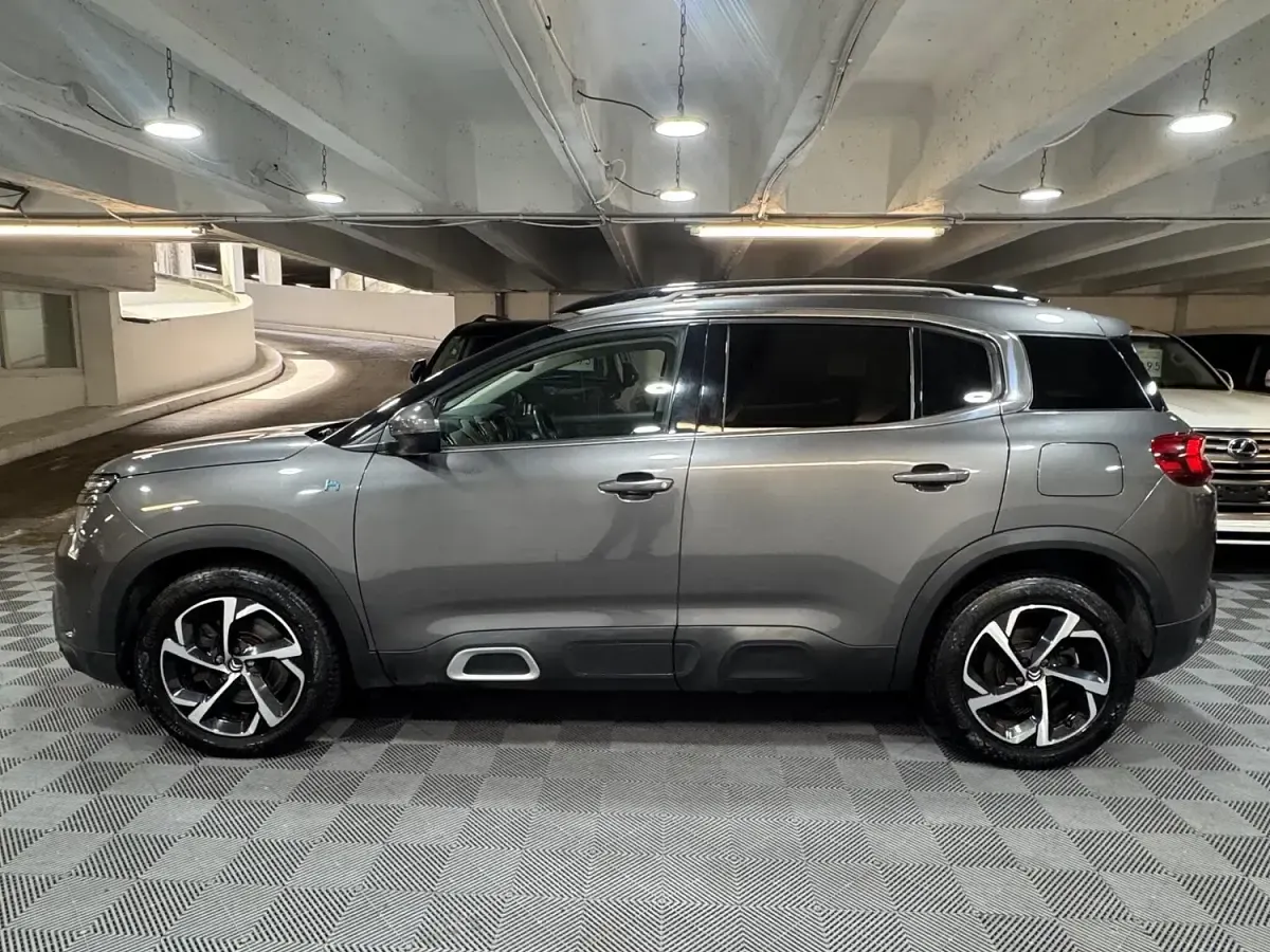 Used Citroën C5 Shine 2021 Grey Hatchback