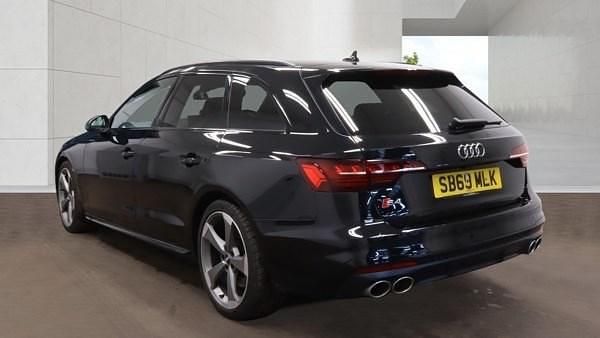 Used Audi A4 Black Edition 347 HP (255 kW) 2019 Black Estate