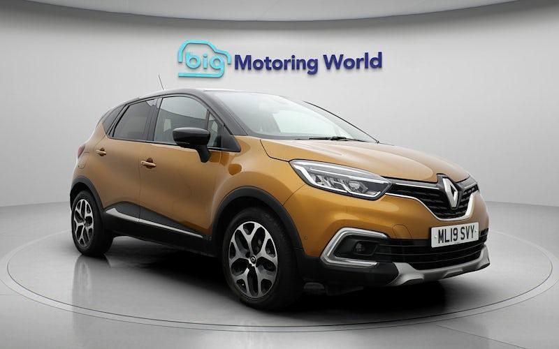 Used Renault Captur GT-Line 90 HP (66 kW) 2019 Orange/black SUV