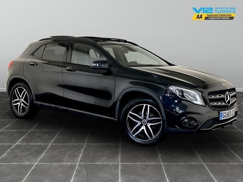 Black Used 2019 Mercedes GLA180 Urban SUV | £15,195 (Fair price) - Image 1/2