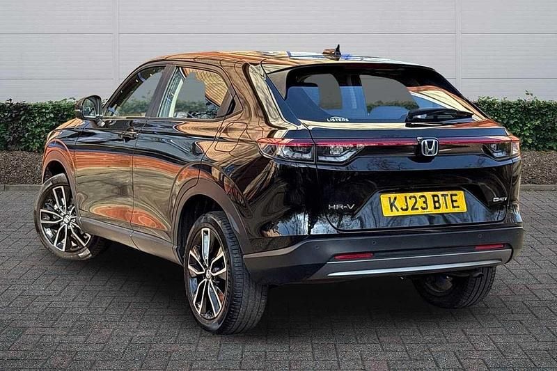 Used Honda HR-V Elegance 131 HP (96 kW) 2023 Black SUV