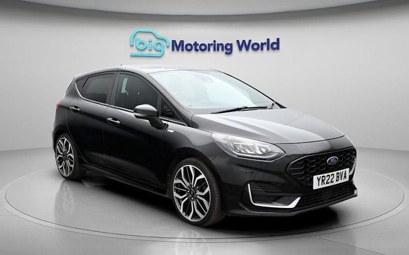 Usado Ford Fiesta ST-Line 101 HP (74 kW) 2022 Preto Citadino