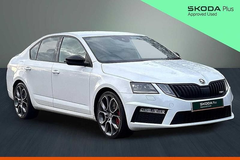 White Used 2019 Skoda Octavia vRS Hatchback | £15,970 (Good price) - Image 1/4