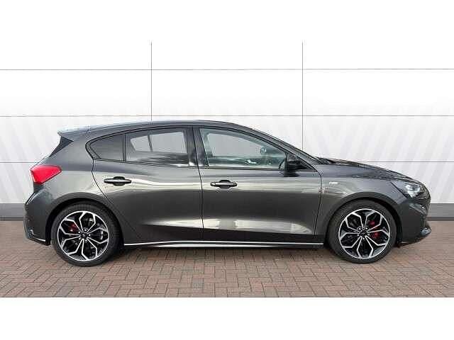 Used Ford Focus ST-Line X 120 HP (88 kW) 2021 Grey Hatchback