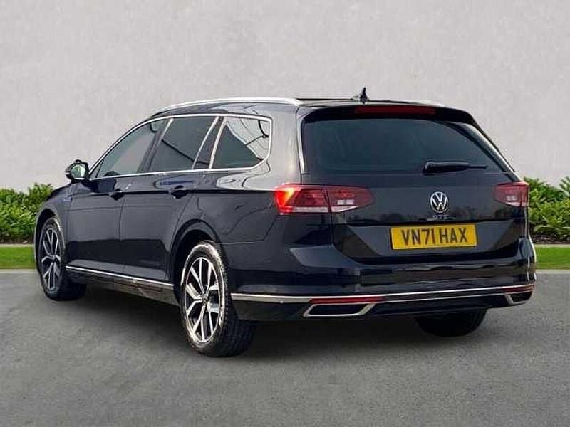 Used VW Passat GTE 218 HP (160 kW) 2021 Black Estate